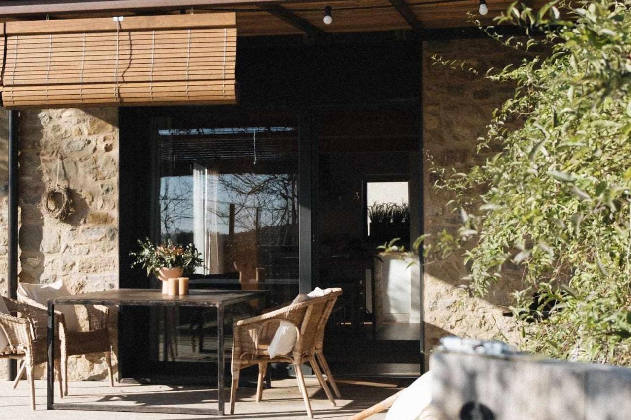 Casa Diana - B - By Lohodihomes Sant Jordi Desvalls Exteriör bild